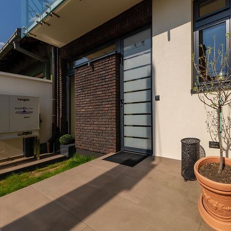 Central Point Valjevo Exterior photo