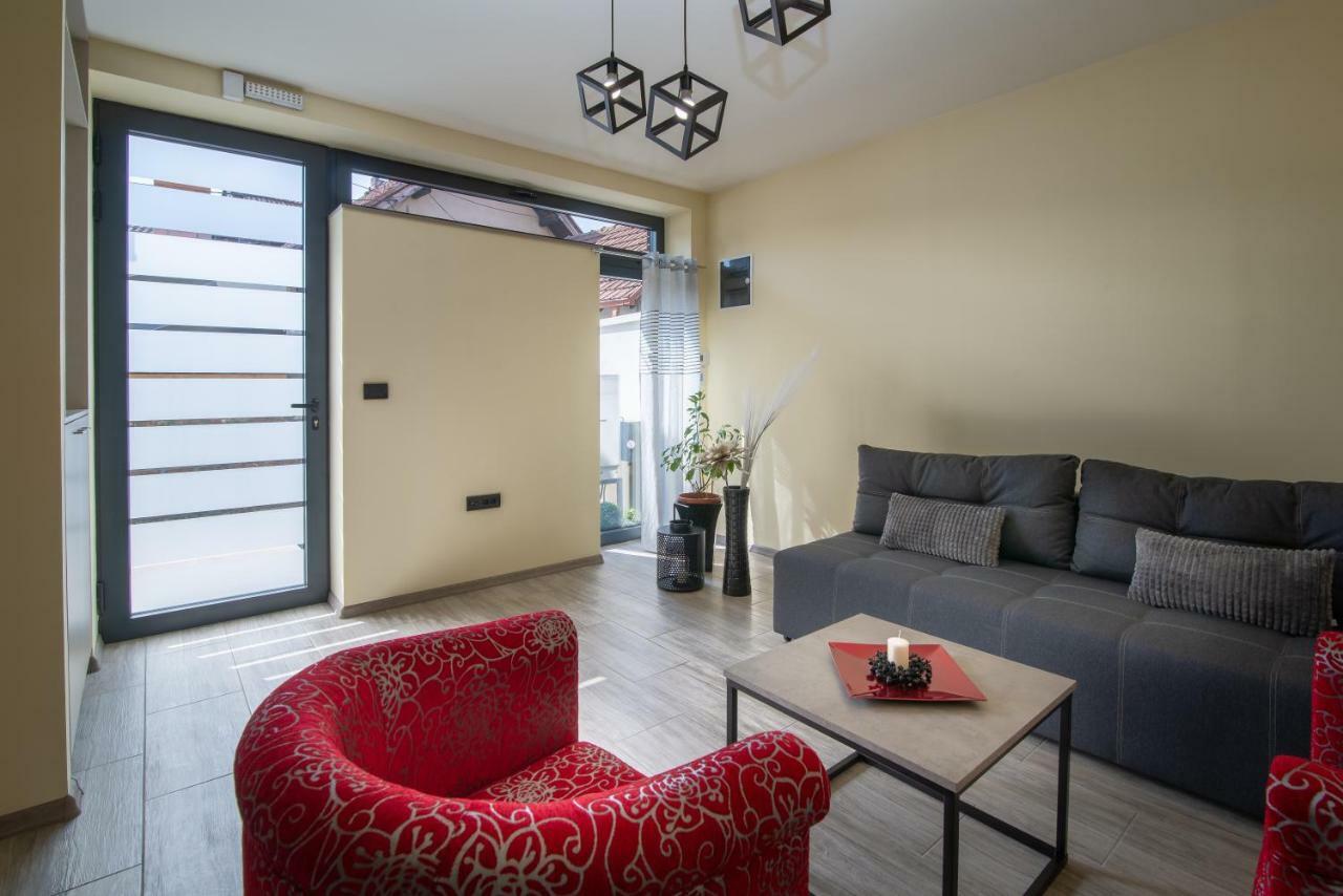 Central Point Valjevo Exterior photo